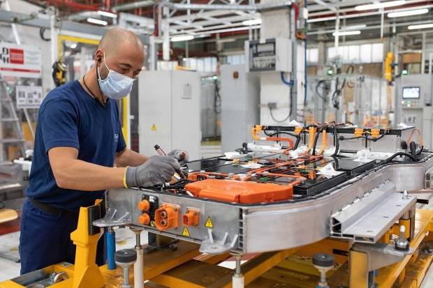 Comienzan los paros en las fábricas de automoción