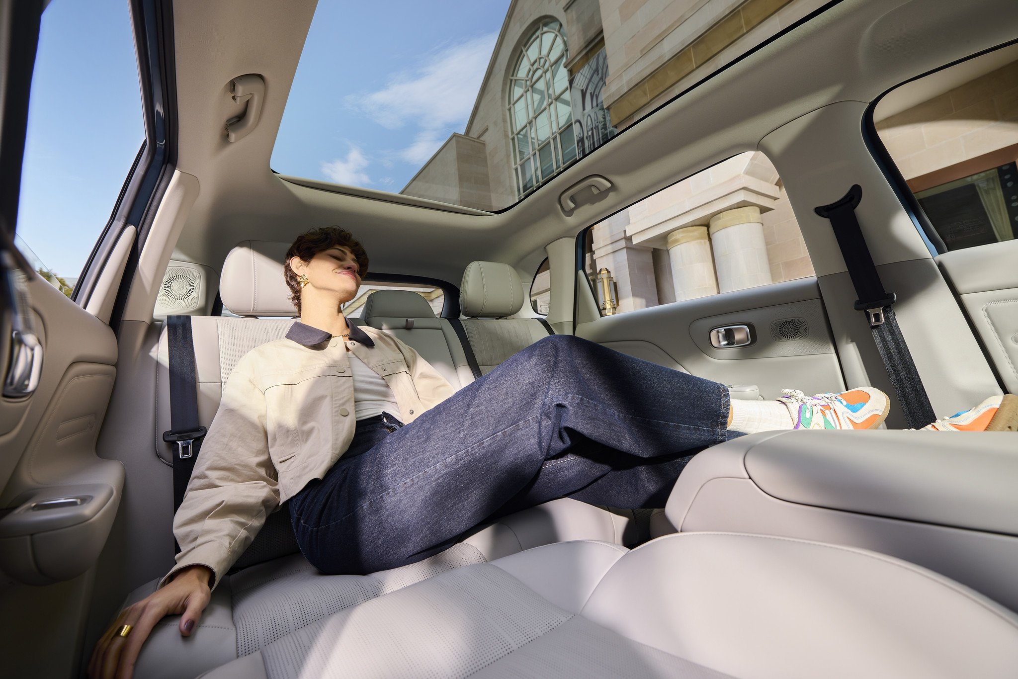 Vemos, tocamos y analizamos el Leapmotor B10: un coche vitamina desde 20.000 euros