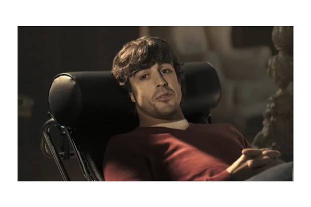 Vídeo: Fernando Alonso y el Fiat 500 Twin Air