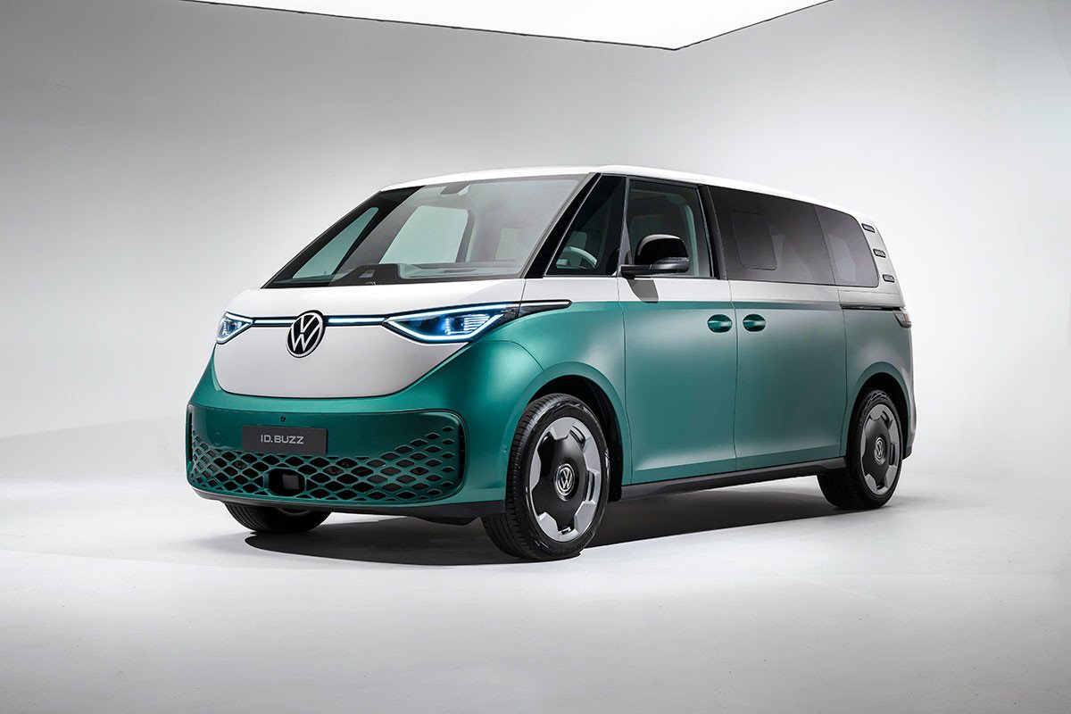 Volkswagen ID. Buzz batalla larga: 7 asientos, batería más grande y un techo de récord 