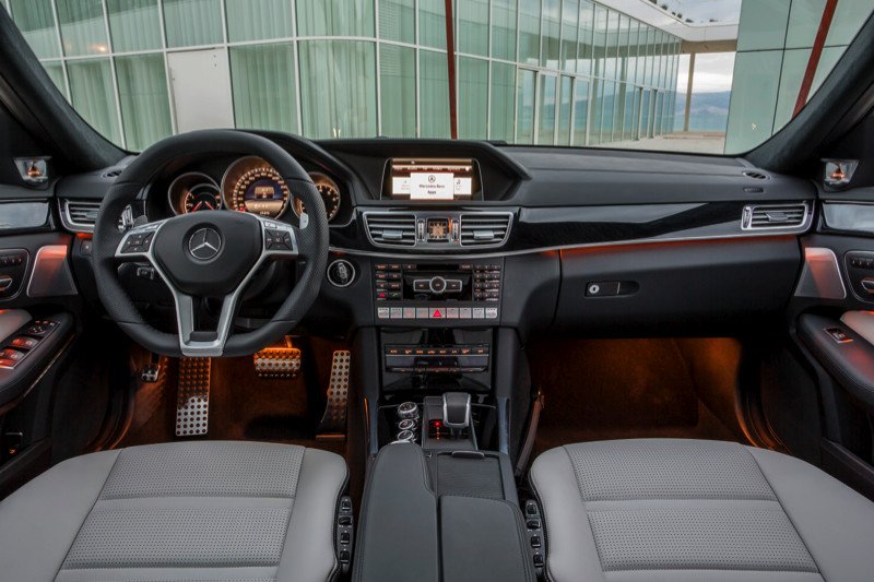 El Clase E más deportivo: Mercedes E 63 AMG 2013