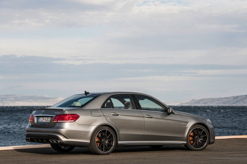El Clase E más deportivo: Mercedes E 63 AMG 2013