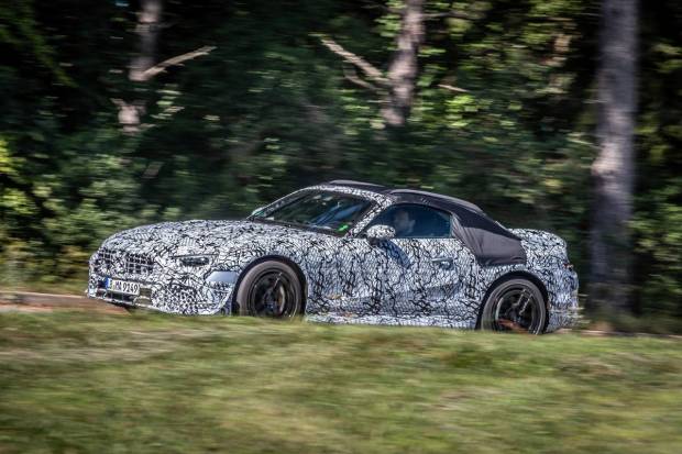 Primeras imágenes del Mercedes SL camuflado