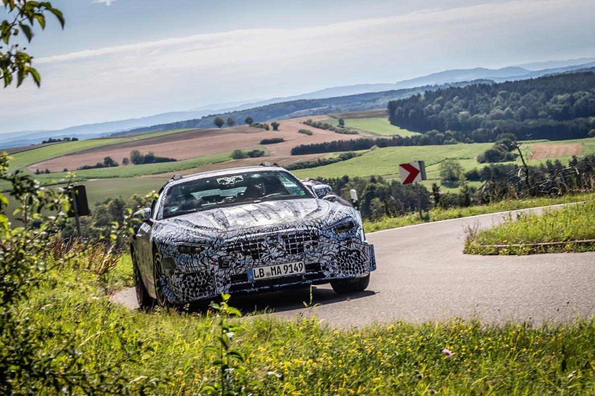Primeras imágenes del Mercedes SL camuflado
