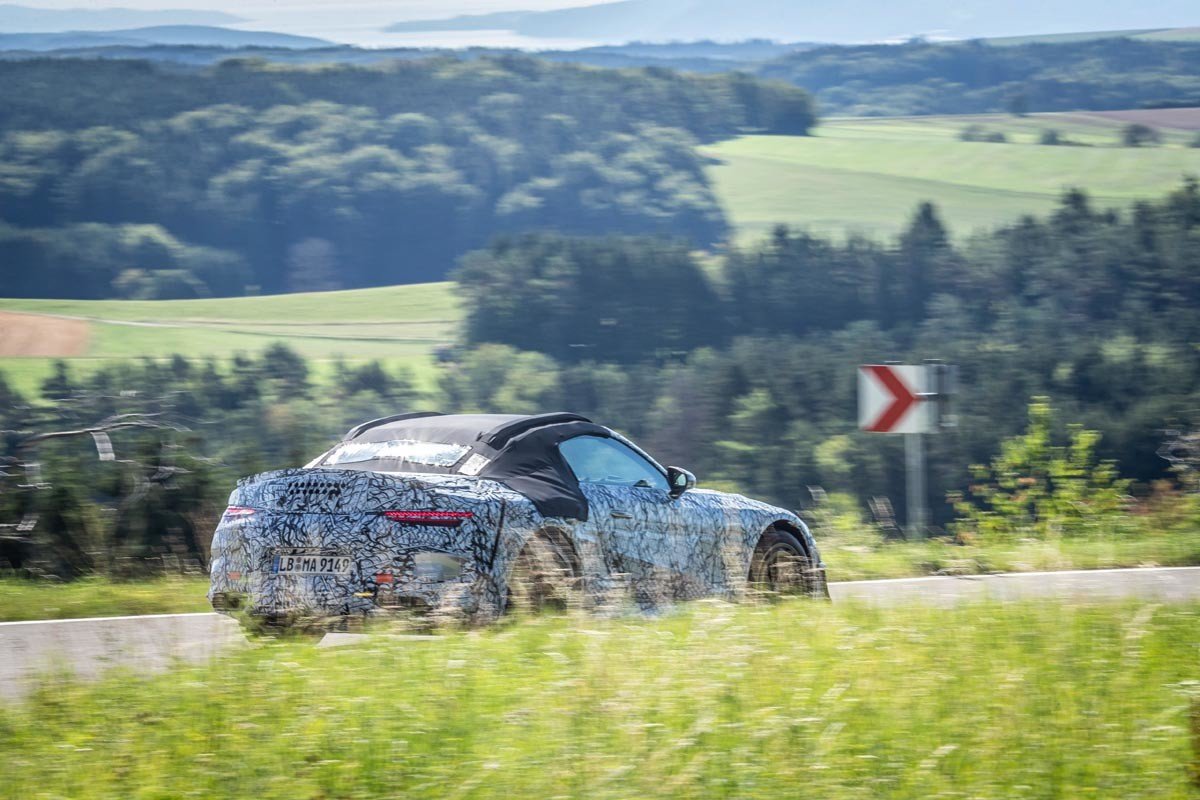 Primeras imágenes del Mercedes SL camuflado