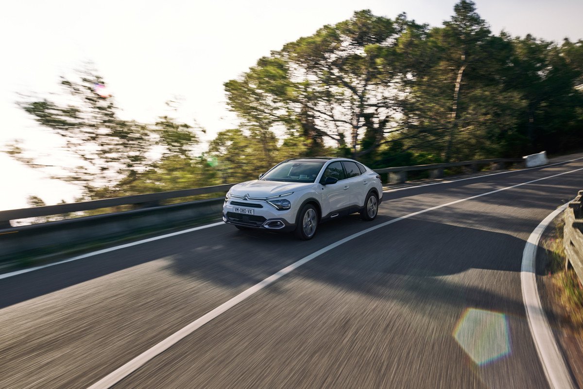 Nuevo Citroën C4 X: ahora con carrocería de berlina