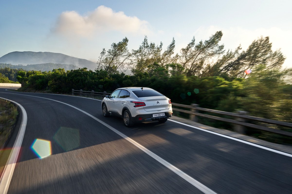 Nuevo Citroën C4 X: ahora con carrocería de berlina