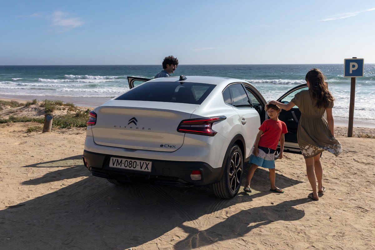 Nuevo Citroën C4 X: ahora con carrocería de berlina