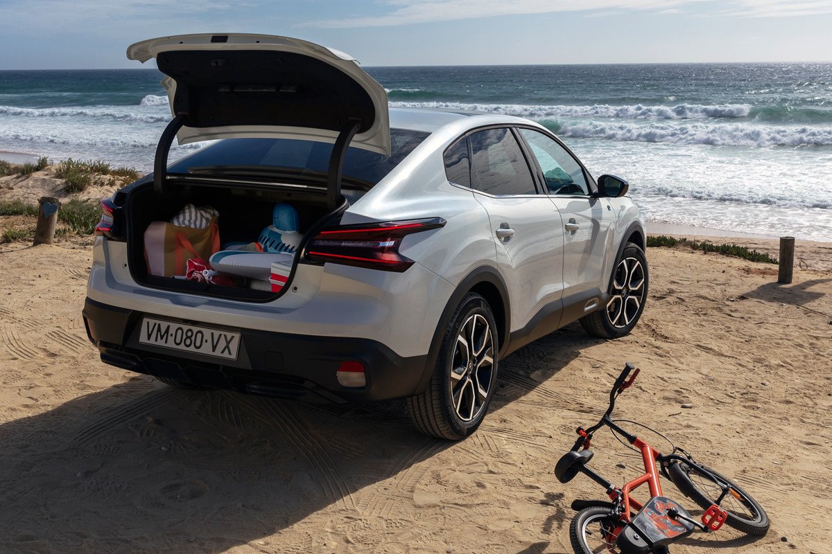 Nuevo Citroën C4 X: ahora con carrocería de berlina