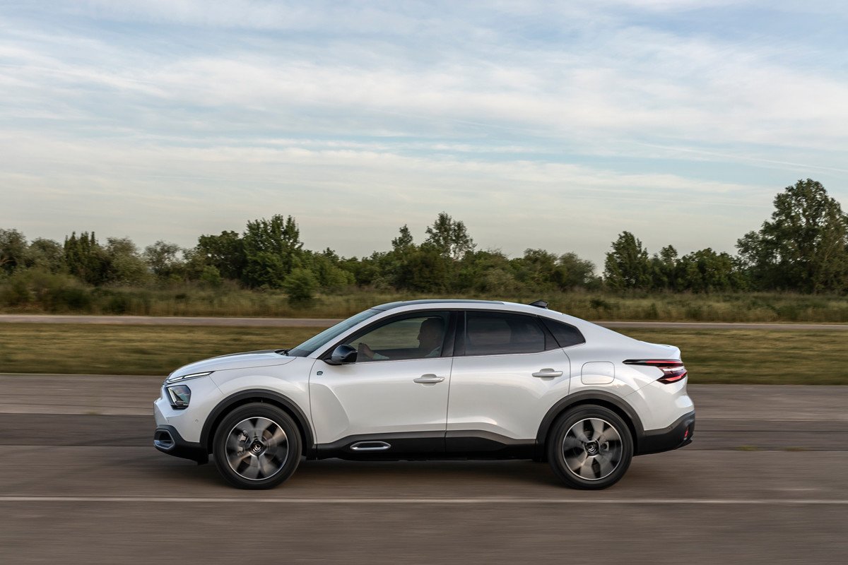 Nuevo Citroën C4 X: ahora con carrocería de berlina