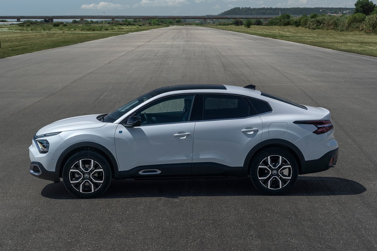 Nuevo Citroën C4 X: ahora con carrocería de berlina