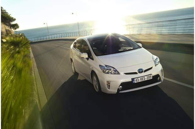 Llamada a revisión al Toyota Prius para mejorar el inversor de corriente