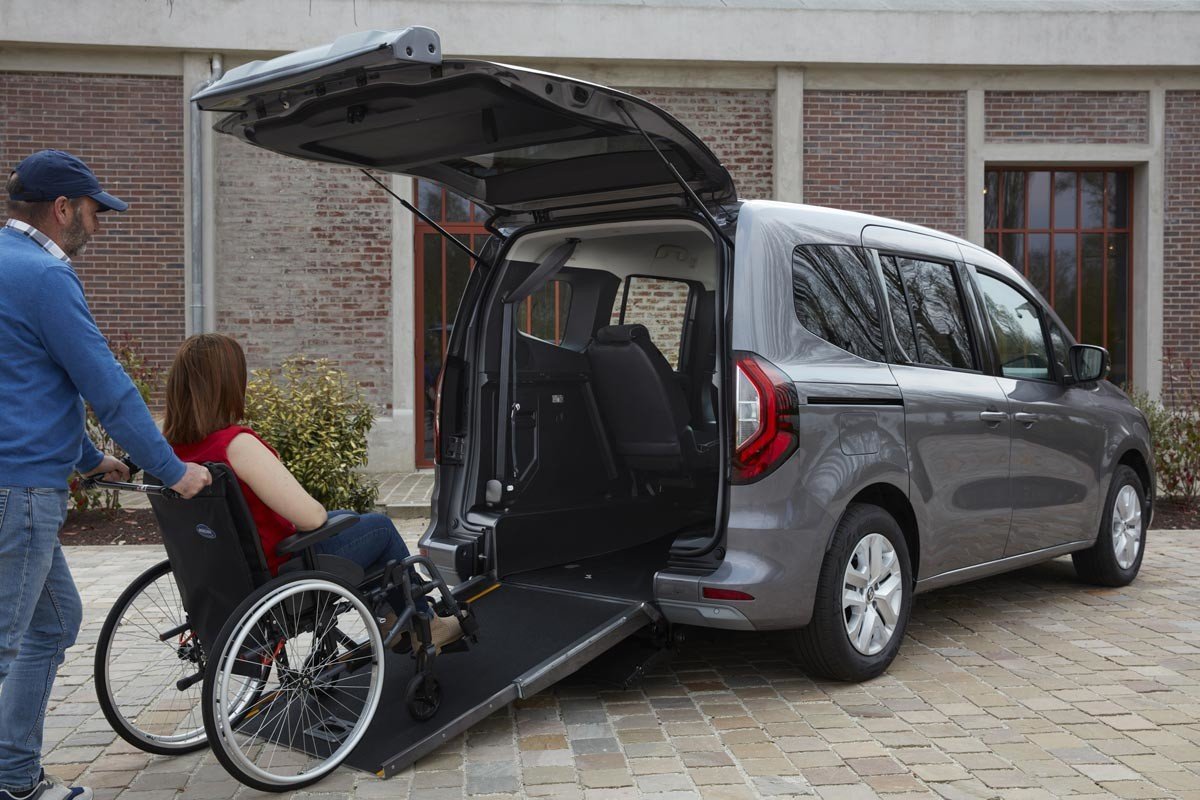 Renault lanza la Kangoo TPMR para el transporte de personas con movilidad reducida
