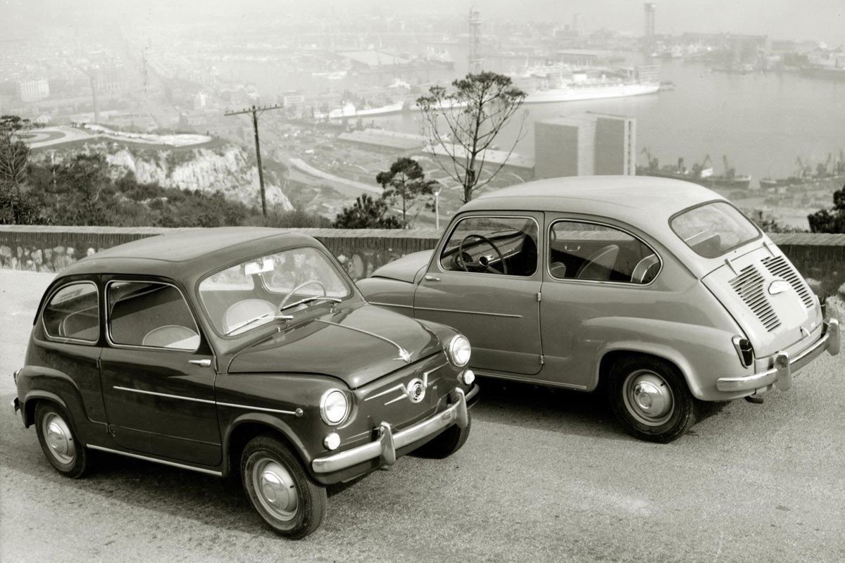 SEAT 600