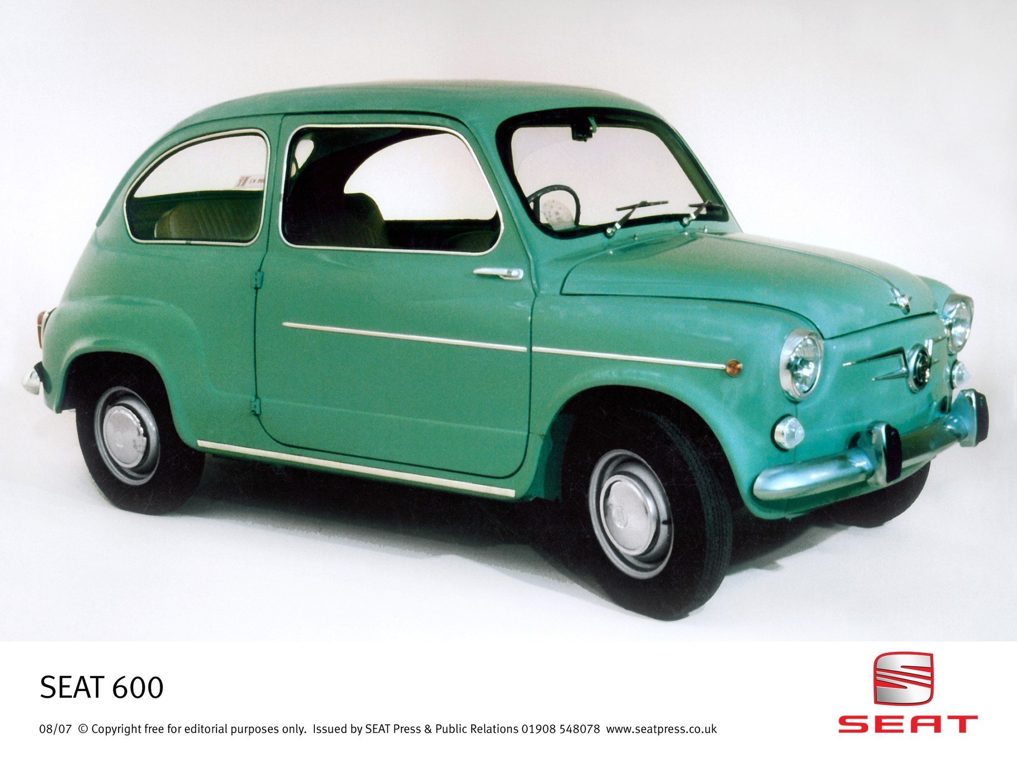 La Historia del coche que motorizó a España cuyo concepto nos vendría muy bien rescatar