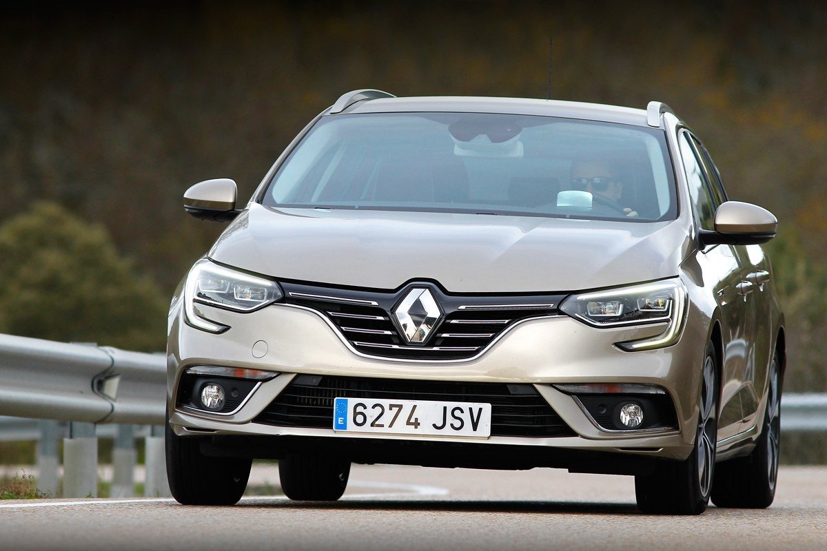 Prueba Renault Megane Sport Tourer ¿Qué motor y equipamiento es mejor?