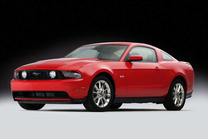 Ford Mustang GT 2011, un caballo con el empuje de 412 CV