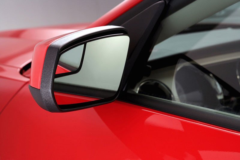 Ford Mustang GT 2011, un caballo con el empuje de 412 CV