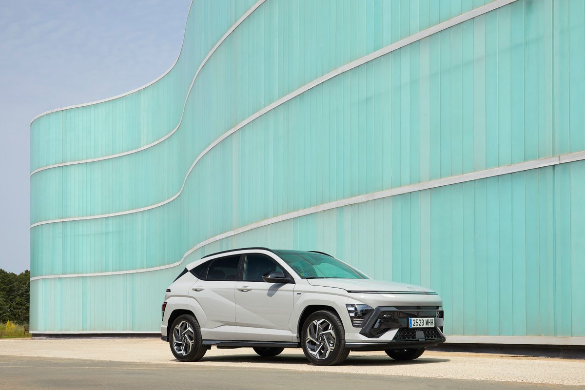 Probamos el nuevo Hyundai Kona 2023: gama, precios, descuentos y línea futurista