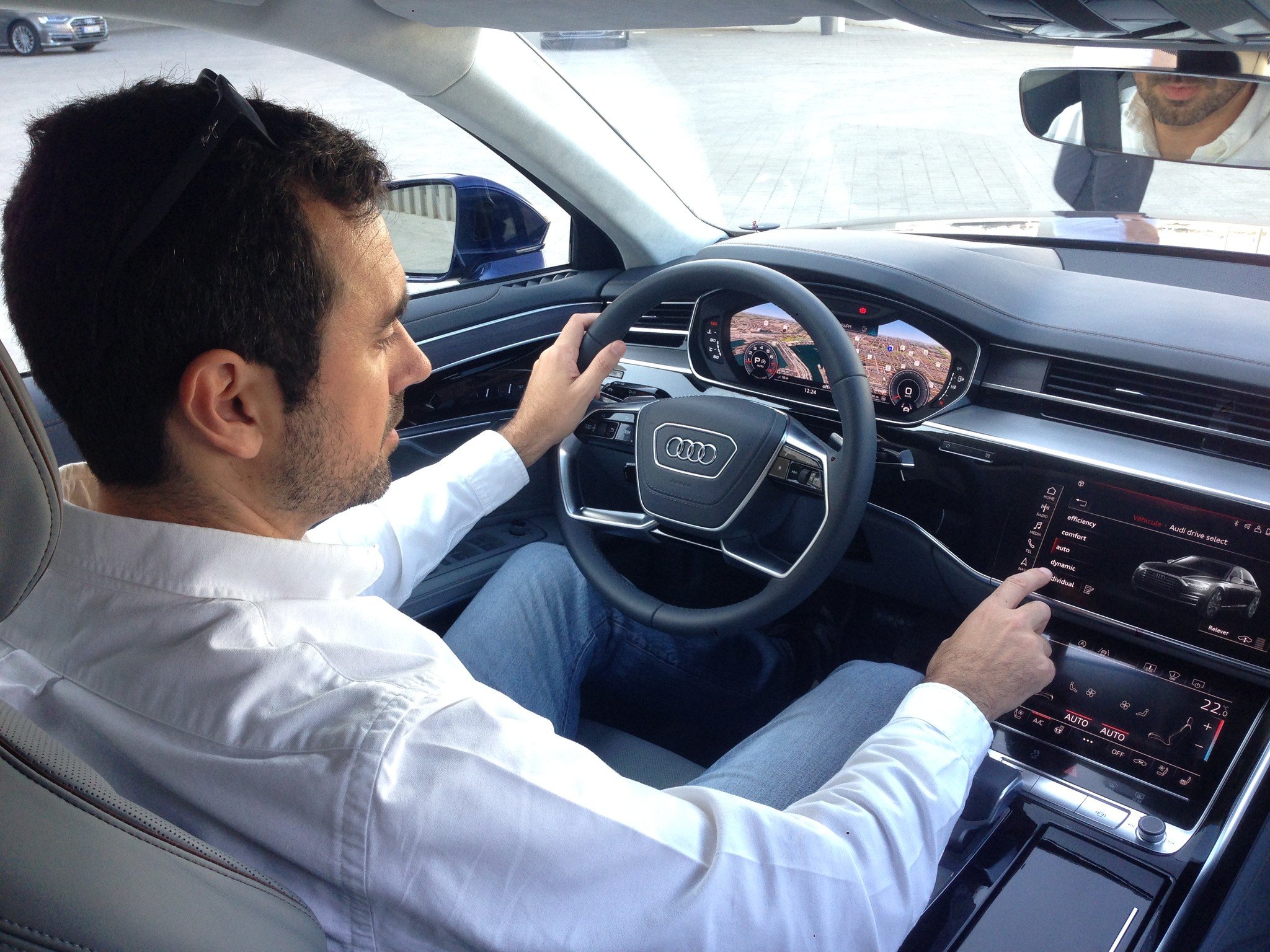 Prueba nuevo Audi A8, tecnológicamente superior