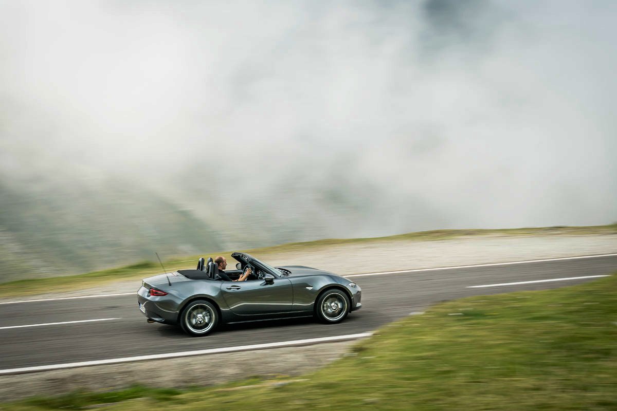 Probamos el nuevo Mazda MX-5 2019 en la carretera más divertida del Mundo	