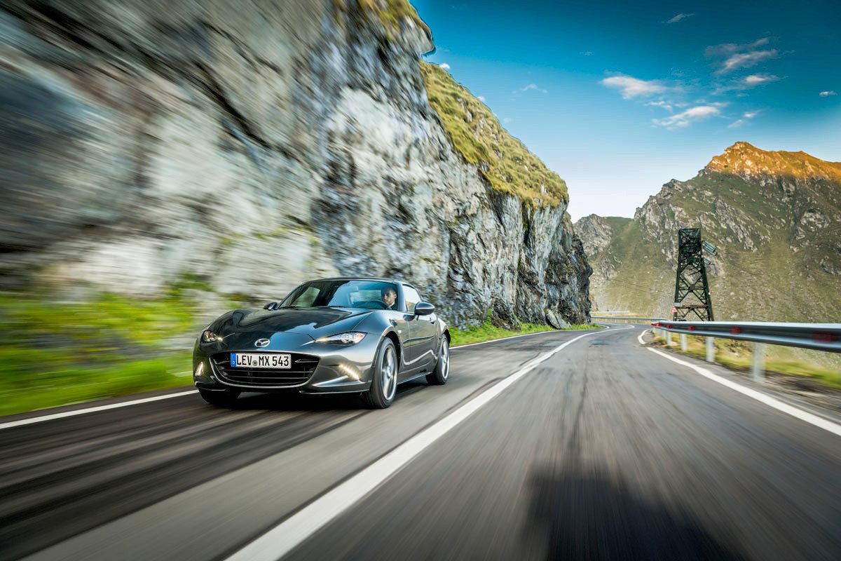 Probamos el nuevo Mazda MX-5 2019 en la carretera más divertida del Mundo	