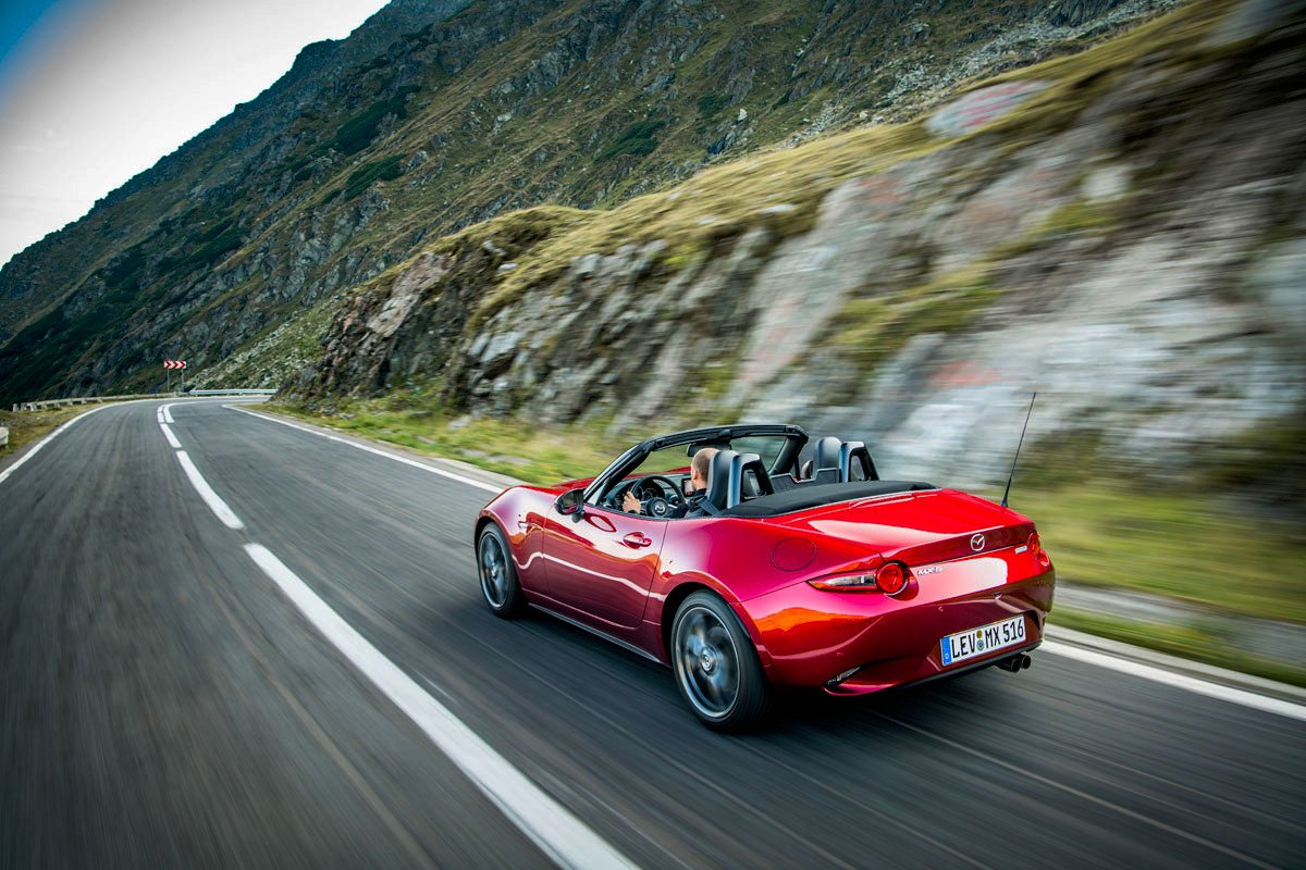 Probamos el nuevo Mazda MX-5 2019 en la carretera más divertida del Mundo	