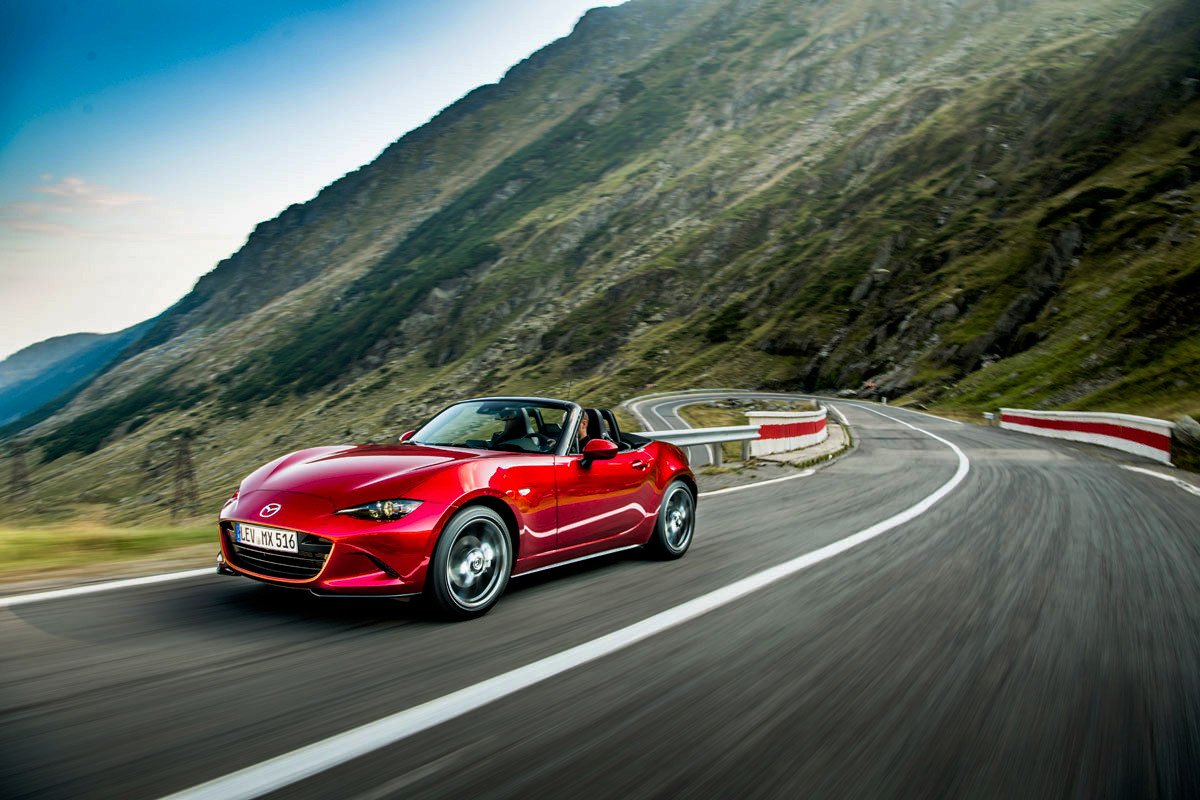 Probamos el nuevo Mazda MX-5 2019 en la carretera más divertida del Mundo	