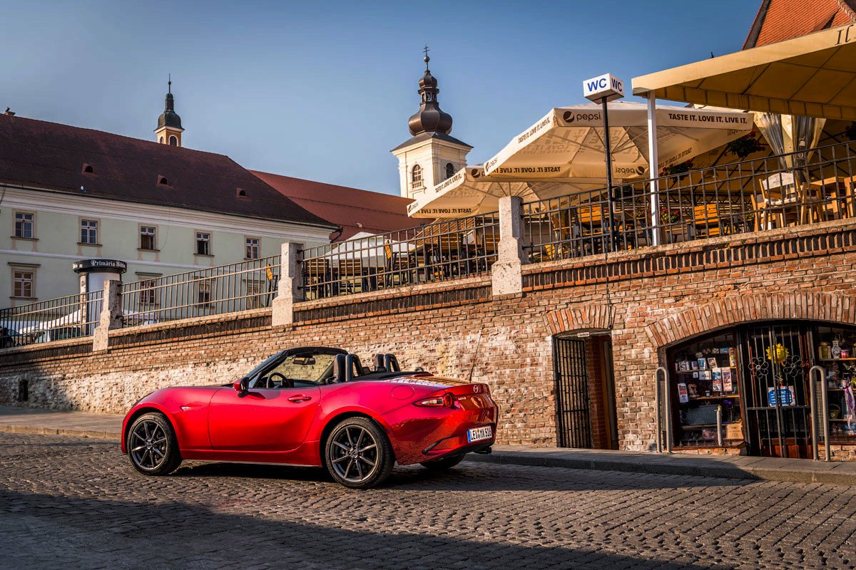 Probamos el nuevo Mazda MX-5 2019 en la carretera más divertida del Mundo	