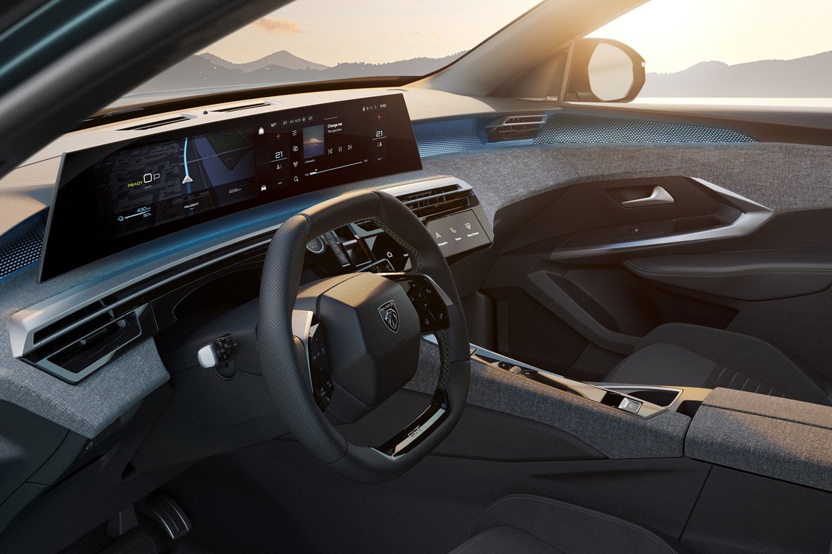 Primeras imágenes exteriores e interiores del nuevo Peugeot E-3008