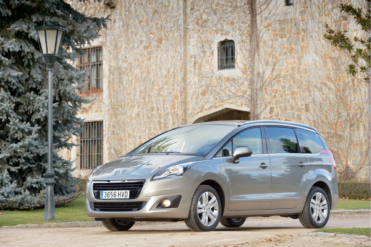 Prueba Peugeot 5008, a por el liderato de los monovolúmenes de 7 plazas