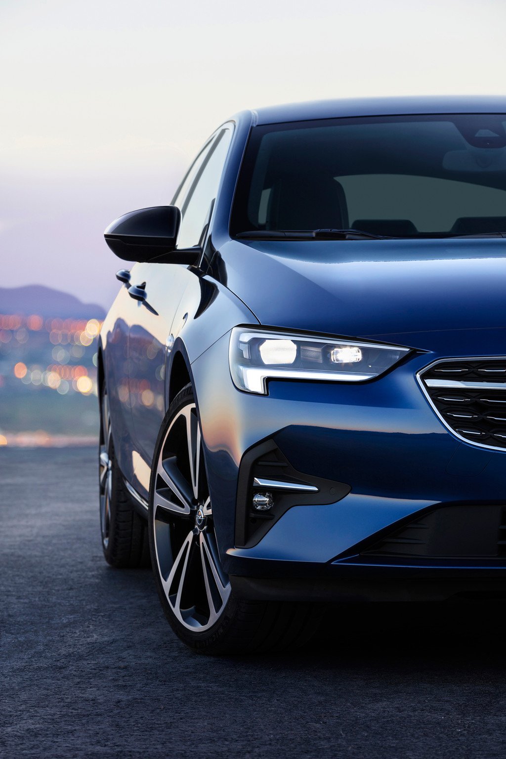 Nuevo Opel Insignia: estrena faros IntelliLux y más tecnología