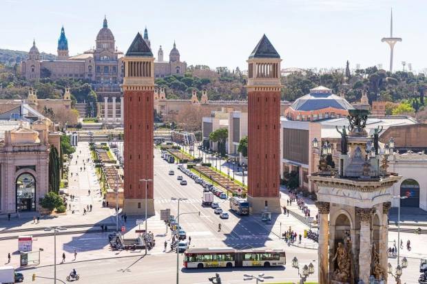 Casi 4 millones de coches sin etiqueta no podrán entrar en las ciudades en 2023
