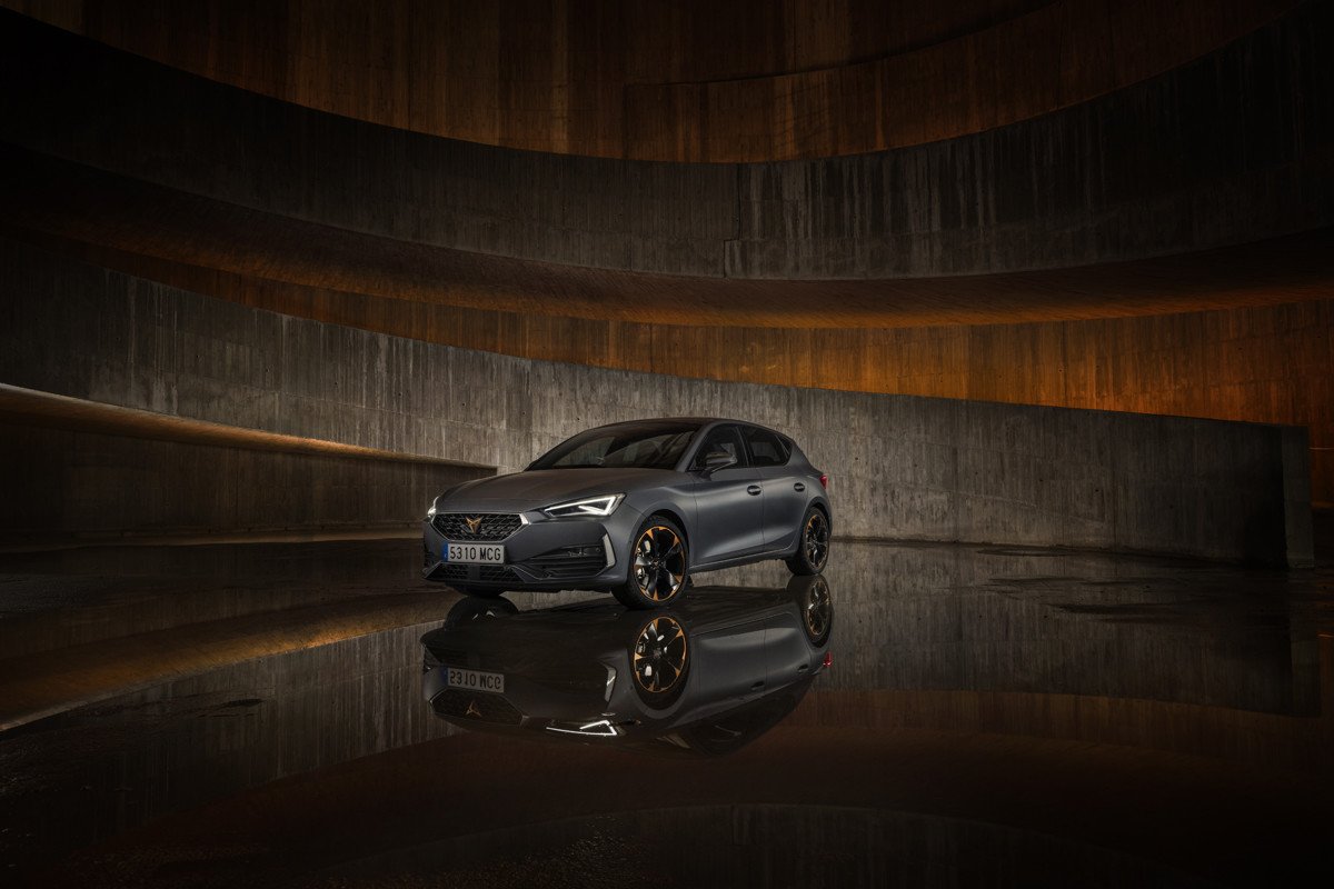 CUPRA Leon eTSI 150