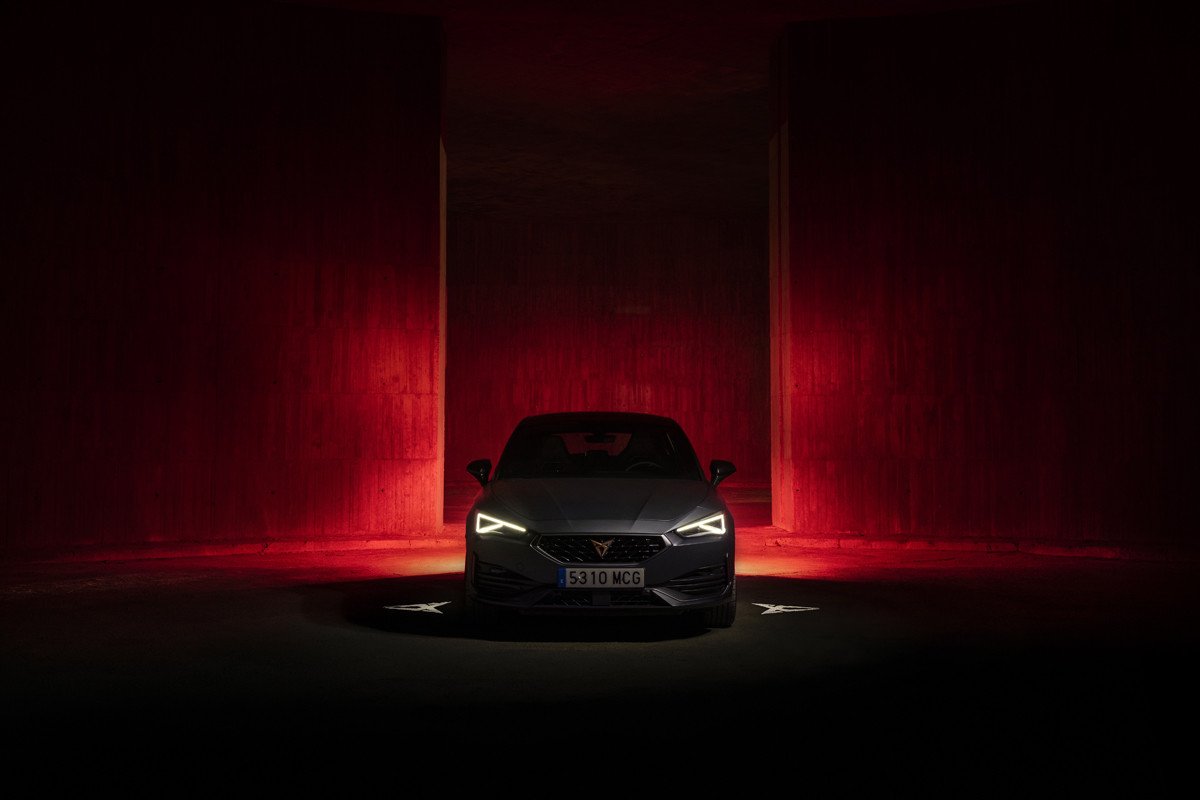 CUPRA Leon eTSI 150