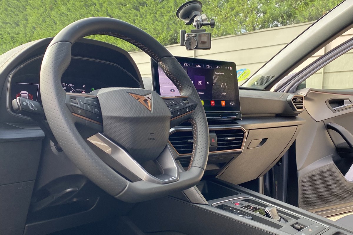 CUPRA Leon eTSI 150