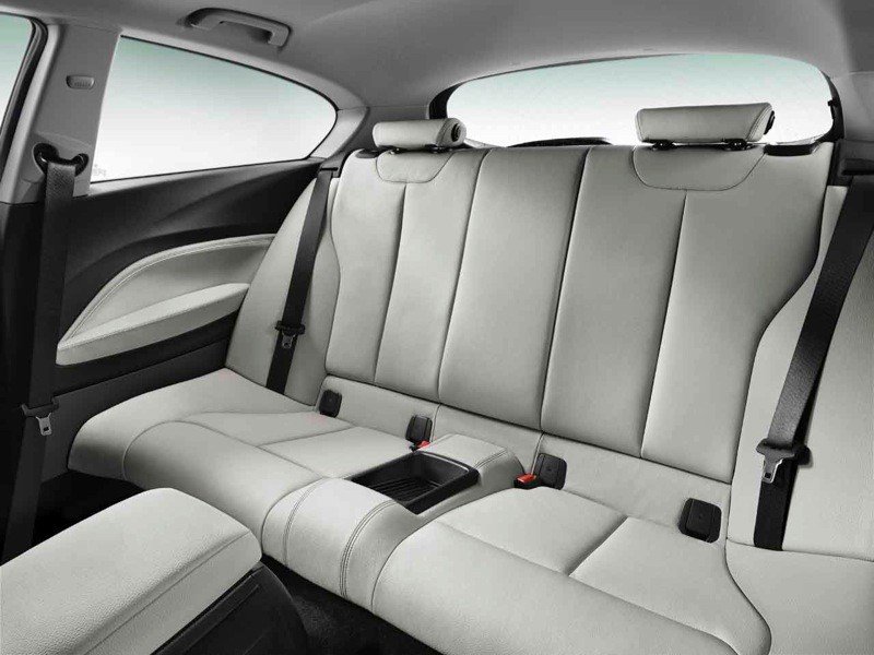 BMW Serie 1: carrocería de 3 puertas y nuevos motores para el Serie 1 de BMW