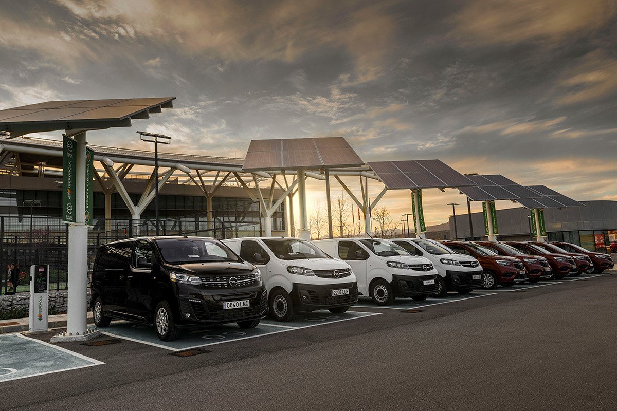 Prueba gama eléctrica de vehículos comerciales de Opel