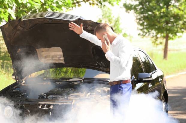 Qué hacer si la temperatura del anticongelante de tu coche supera los 100 grados