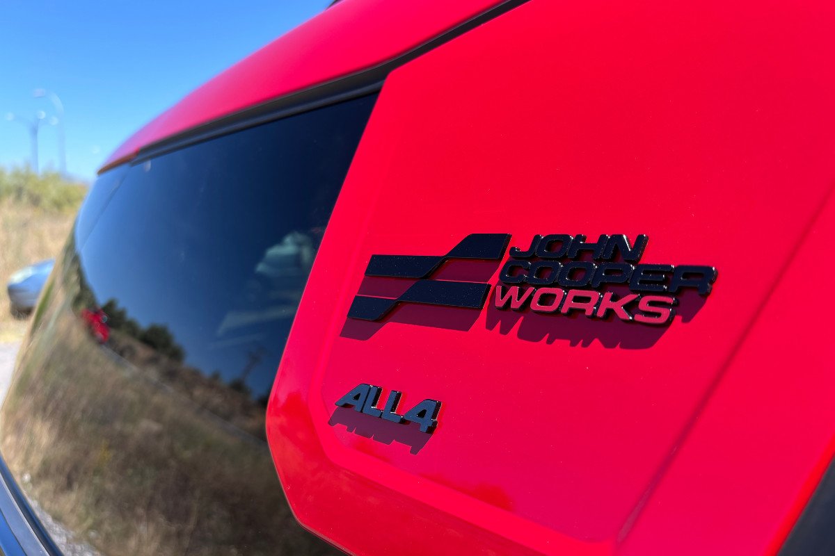 Prueba Mini Countryman Eléctrico 2024: precio, autonomía ¿es aún un Mini de verdad?