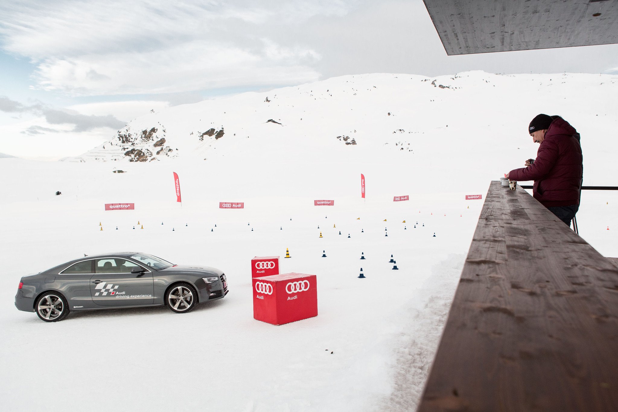 Audi Winter Driving Experience: Cursos de conducción segura en hielo y nieve