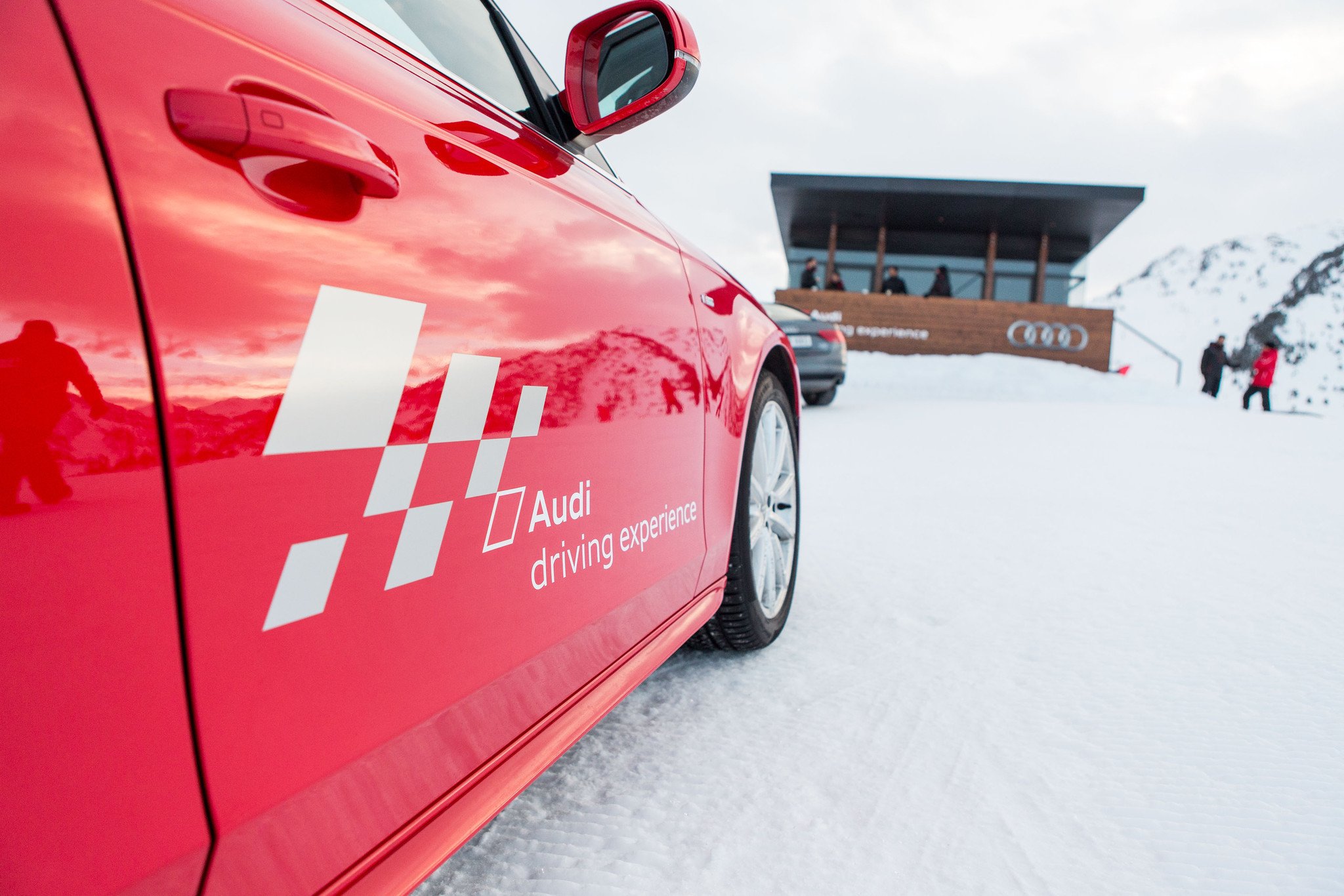 Audi Winter Driving Experience: Cursos de conducción segura en hielo y nieve