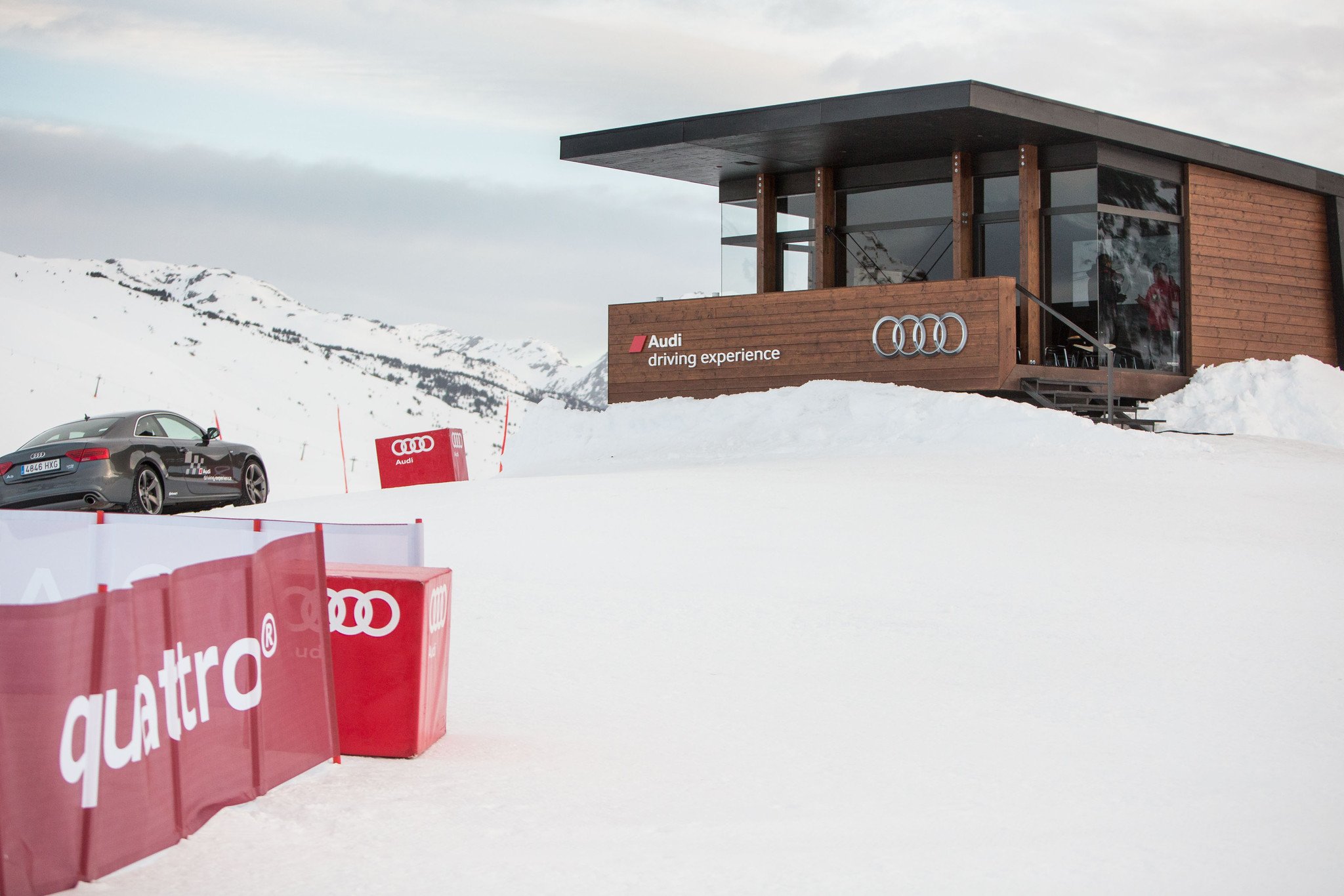 Audi Winter Driving Experience: Cursos de conducción segura en hielo y nieve