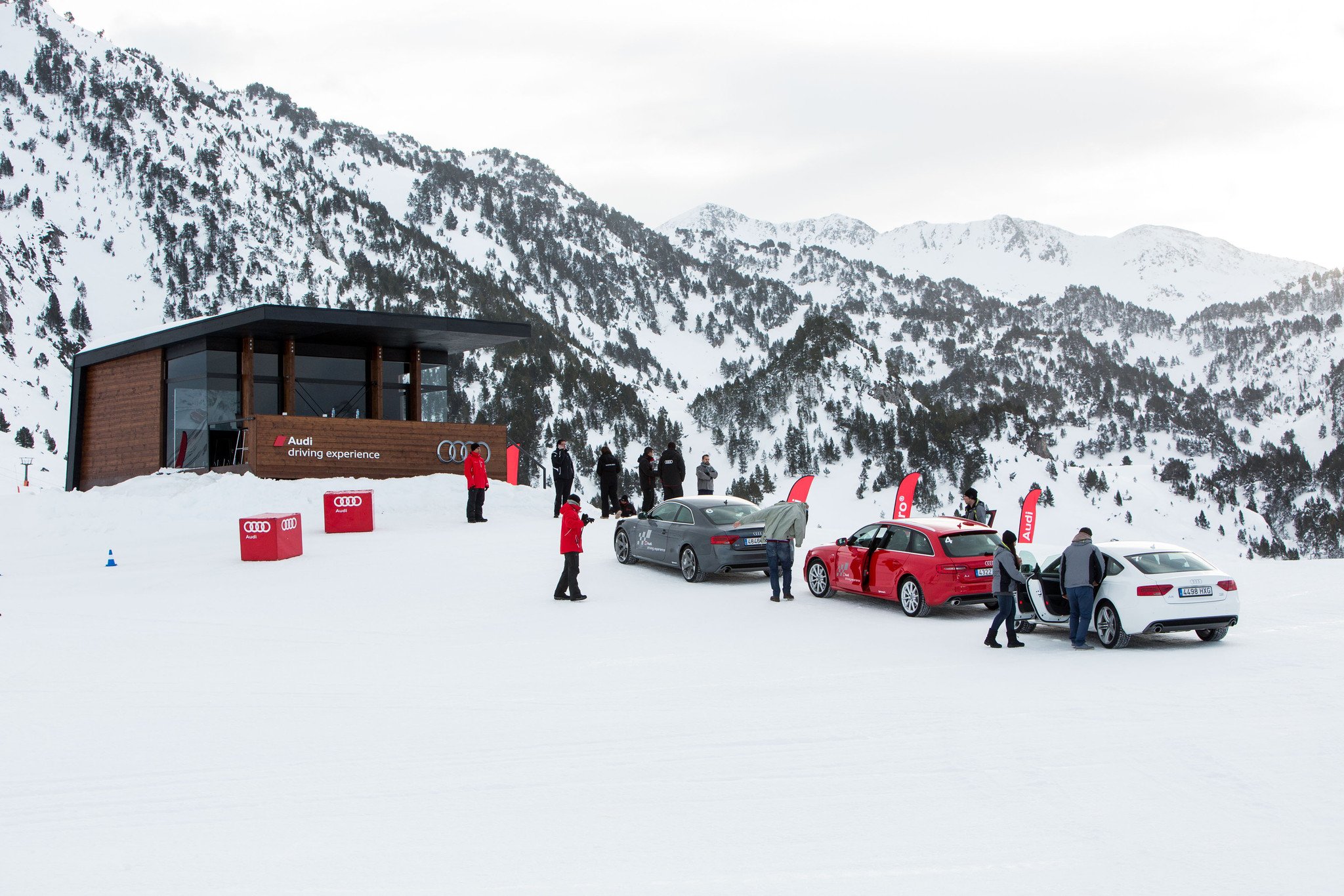 Audi Winter Driving Experience: Cursos de conducción segura en hielo y nieve