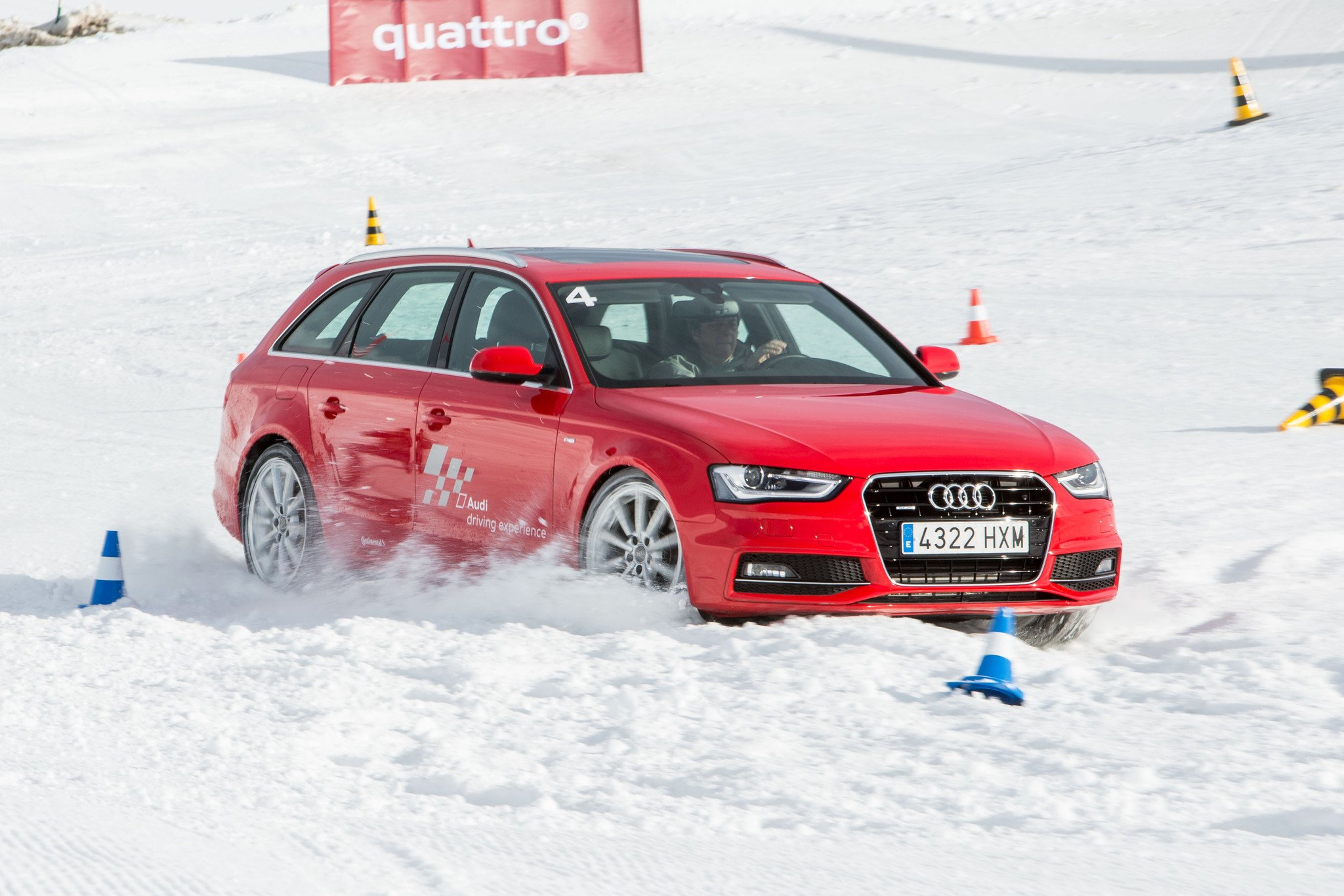 Audi Winter Driving Experience: Cursos de conducción segura en hielo y nieve