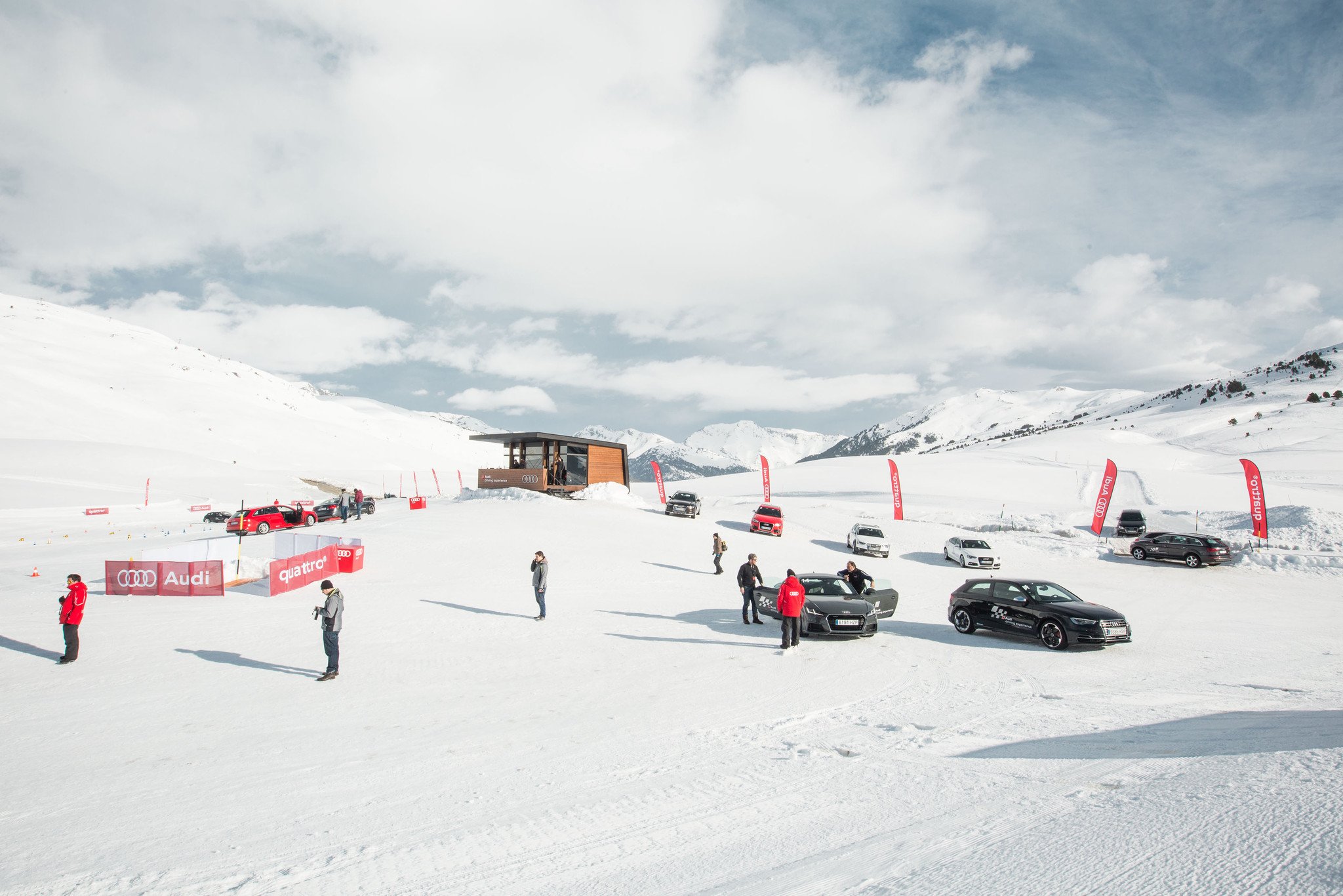 Audi Winter Driving Experience: Cursos de conducción segura en hielo y nieve