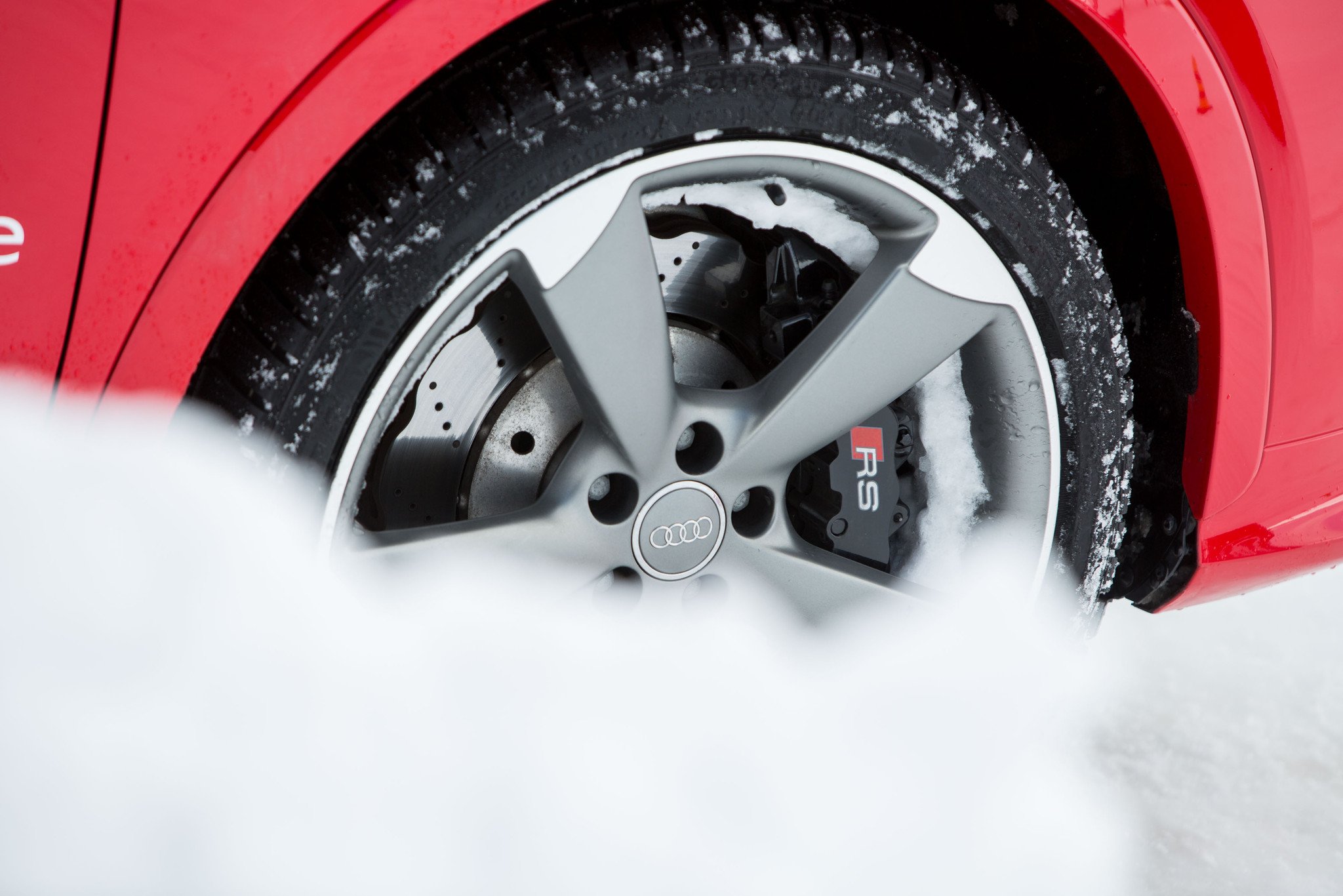 Audi Winter Driving Experience: Cursos de conducción segura en hielo y nieve