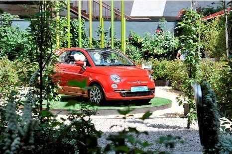 Fiat 500C de exposición en Casa Decor
