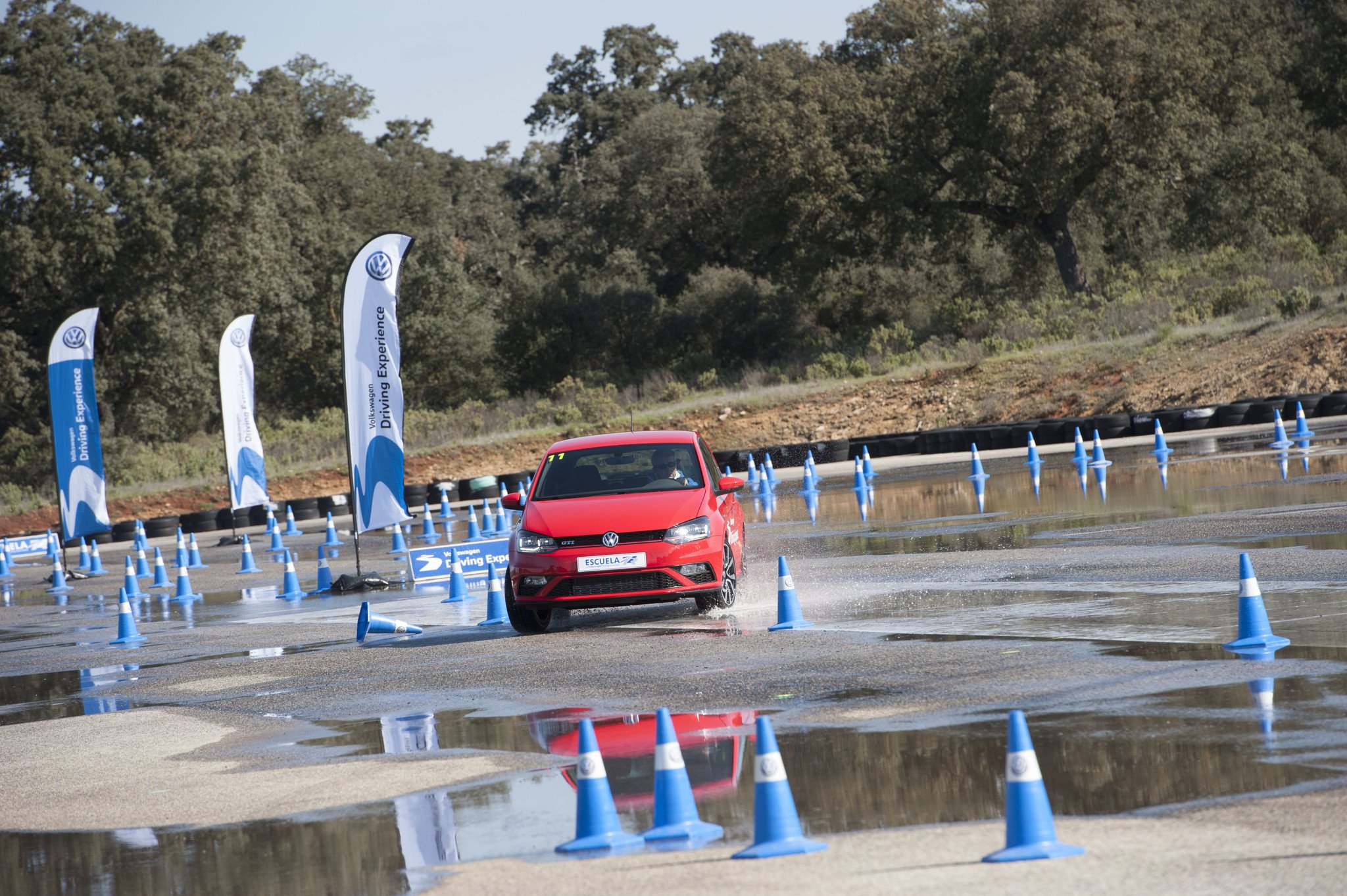 Curso de conducción Volkswagen para jóvenes