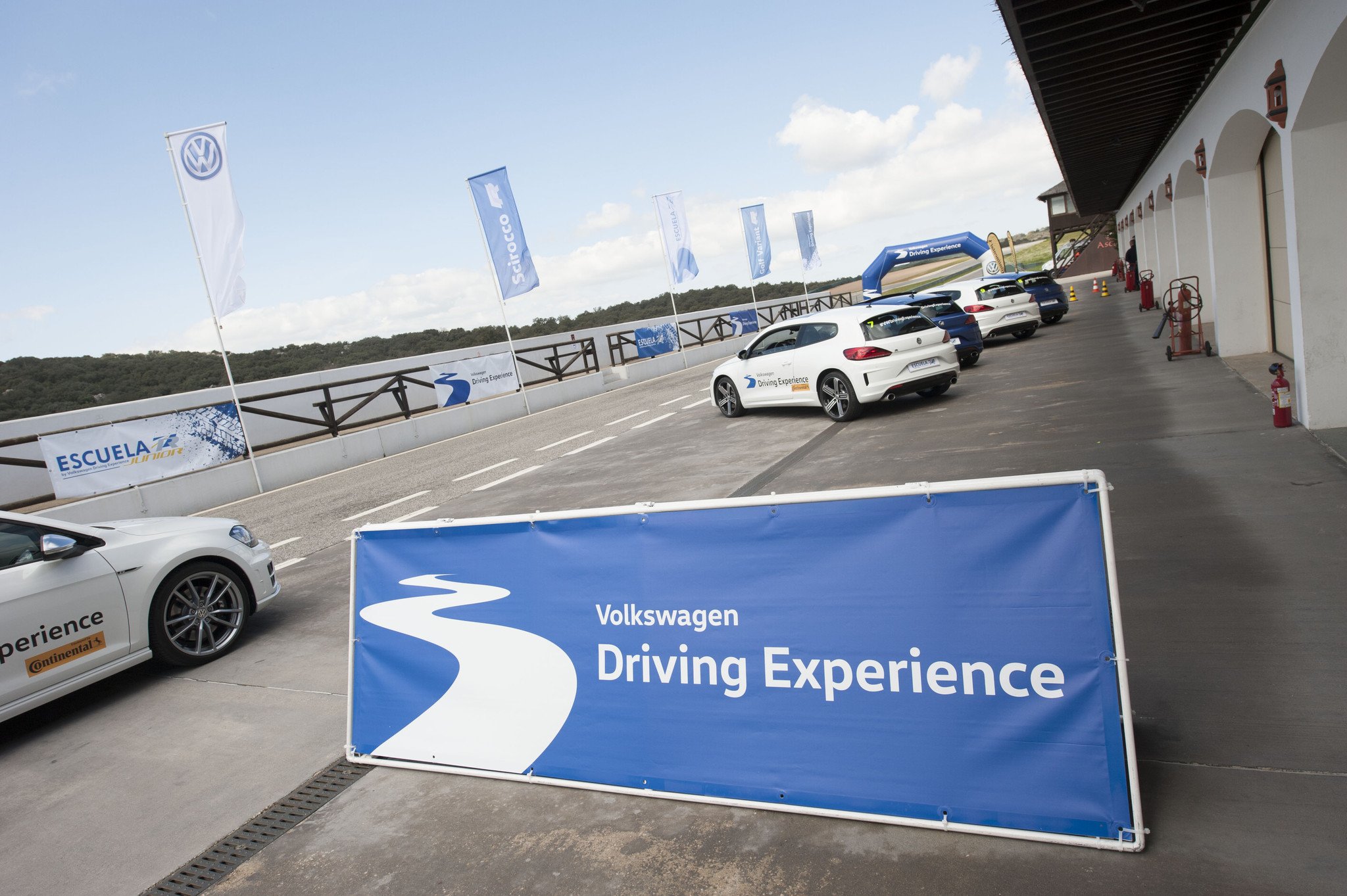 Curso de conducción Volkswagen para jóvenes